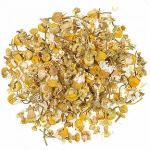 Kamillenblüten ganz